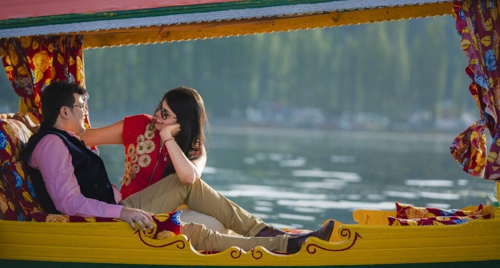 Kashmir Couple Honeymoon Package